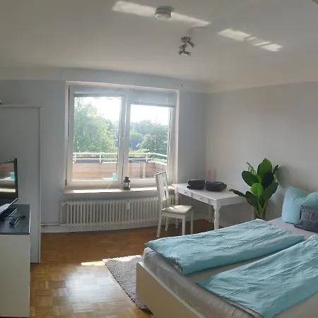 In Monteurwohnung 3 70 M2, Kueche Und Badezimmer, 3 Og